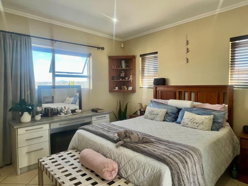 3 Bedroom Property for Sale in Fraaiuitsig Western Cape